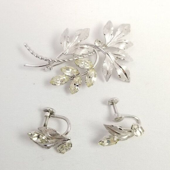 Vintage Van Dell Sterling Silver Rhinestone Clip On Earring and Brooch Set - Picture 2 of 7